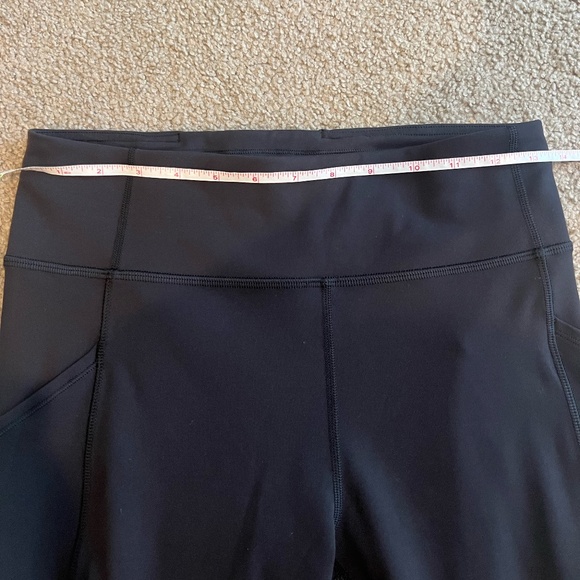 Lululemon Invigorate High-Rise Crop 23" Black, 8 - Picture 10 of 15